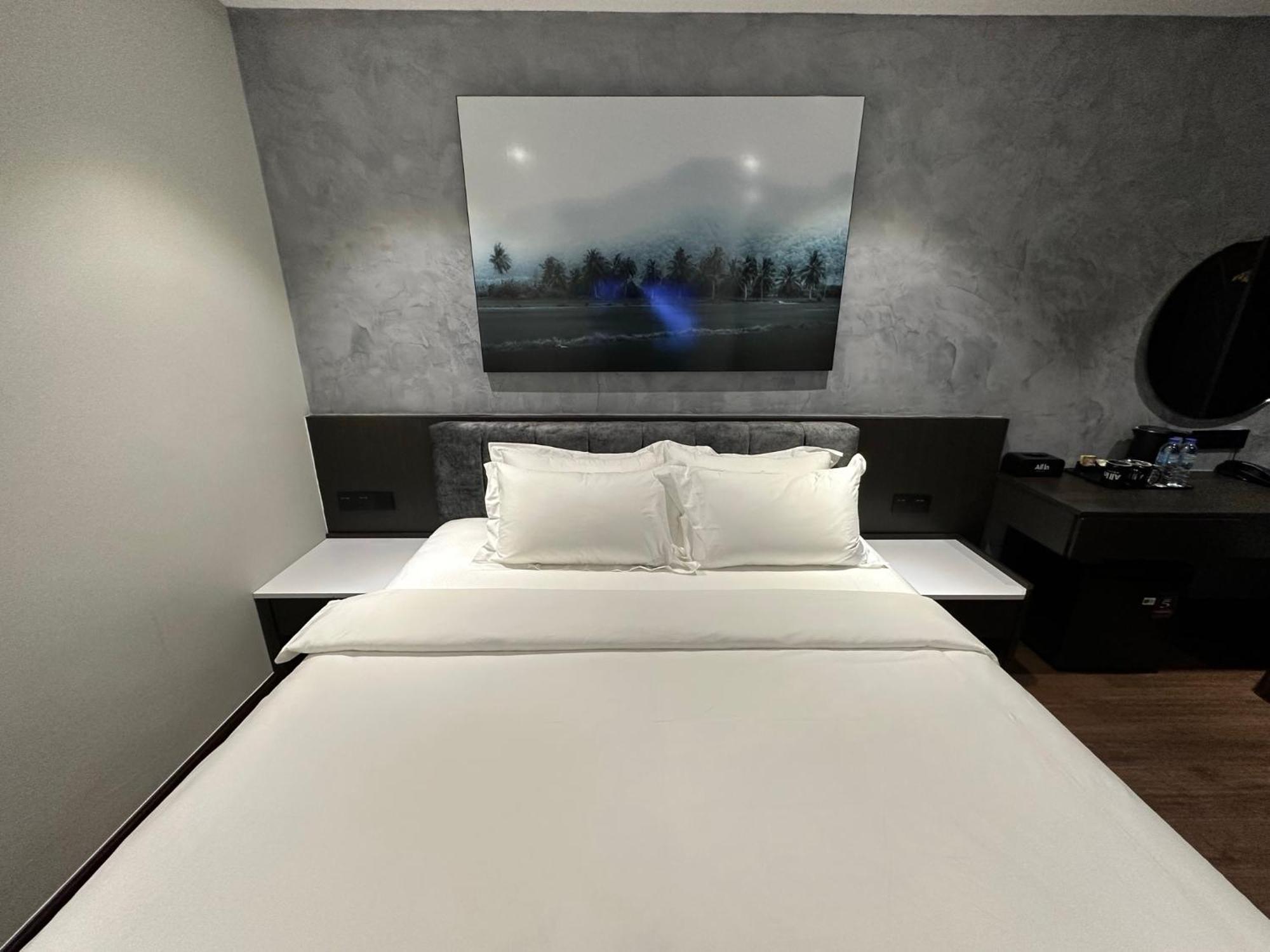 All In Hotel Kangar Esterno foto